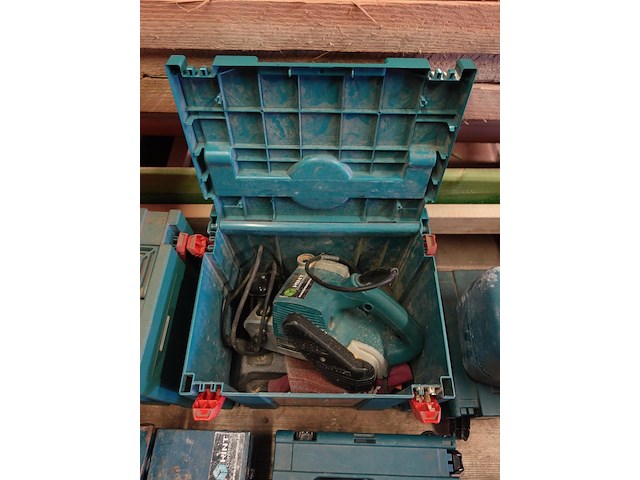 Bandschuurmachine makita - afbeelding 1 van  3