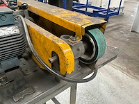 Bandschuurmachine op metalen onderstel - afbeelding 9 van  15