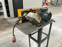 Bandschuurmachine op metalen onderstel - afbeelding 13 van  15