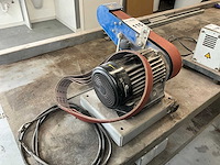 Bandschuurmachine - afbeelding 1 van  4