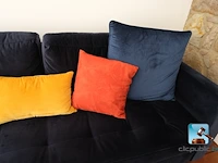 Bank met kussens - afbeelding 4 van  6