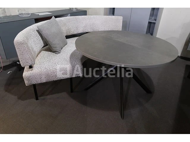 Bank met tafel - afbeelding 7 van  8