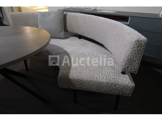 Bank met tafel - afbeelding 8 van  8