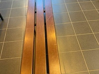 Bank - afbeelding 2 van  2