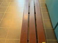 Bank - afbeelding 2 van  2
