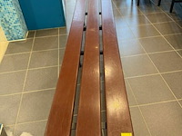 Bank - afbeelding 2 van  2