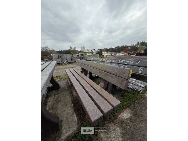 Bank - afbeelding 1 van  3