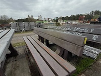 Bank - afbeelding 1 van  3