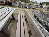 Bank - afbeelding 2 van  3