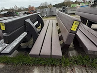 Bank - afbeelding 2 van  2