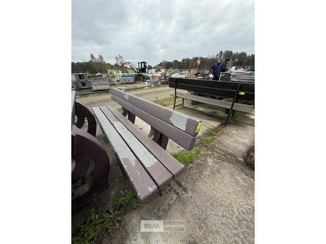 Bank - afbeelding 1 van  2