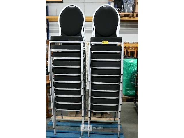Banketstoelen (23x) - afbeelding 1 van  2
