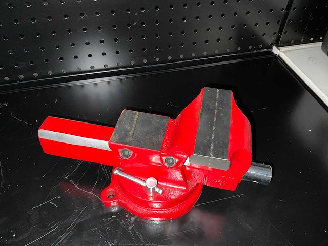 Bankschroef 150mm - afbeelding 1 van  1