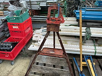 Bankschroef buizenklem - afbeelding 1 van  1