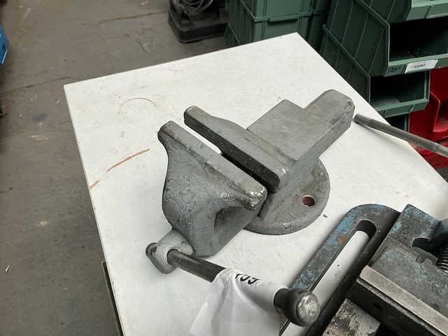 Bankschroef en machineklem - afbeelding 3 van  7