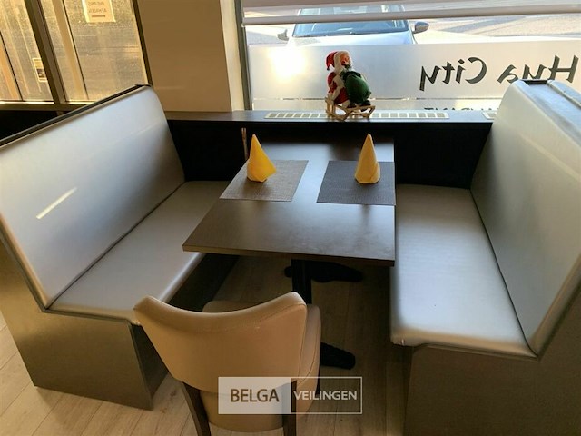 Bankset met tafel, incluis 1 stoel - afbeelding 1 van  4