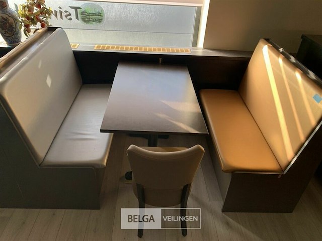 Bankset met tafel, incluis 1 stoel - afbeelding 1 van  2