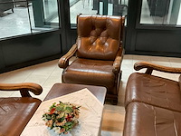 Bankstel met fauteuils en salontafel - afbeelding 3 van  5