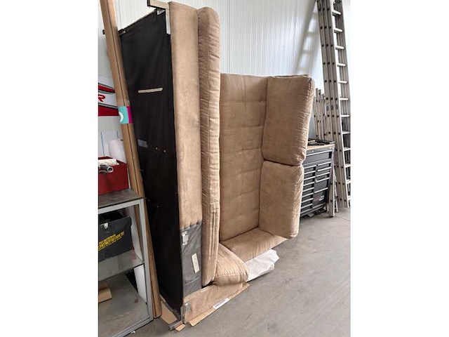 Bankstel - afbeelding 8 van  9