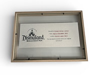 Banksy dismaland dollar 'napalm' - afbeelding 6 van  11