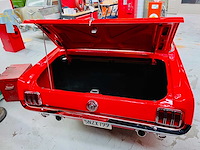 Banquette / canappé réalisée à partir d’une authentique partie arrière de ford mustang 1965 - other home accessories - afbeelding 6 van  8