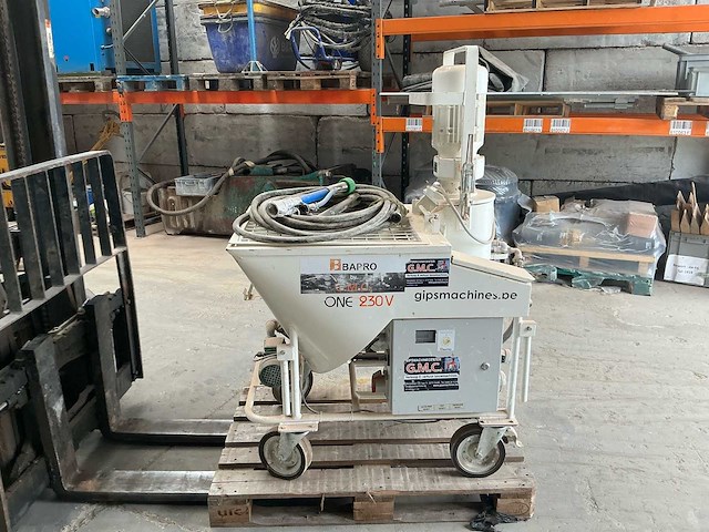 Bapro one 230v gips spuitmachine - pleistermachine - stucadoorsmateriaal - afbeelding 1 van  19