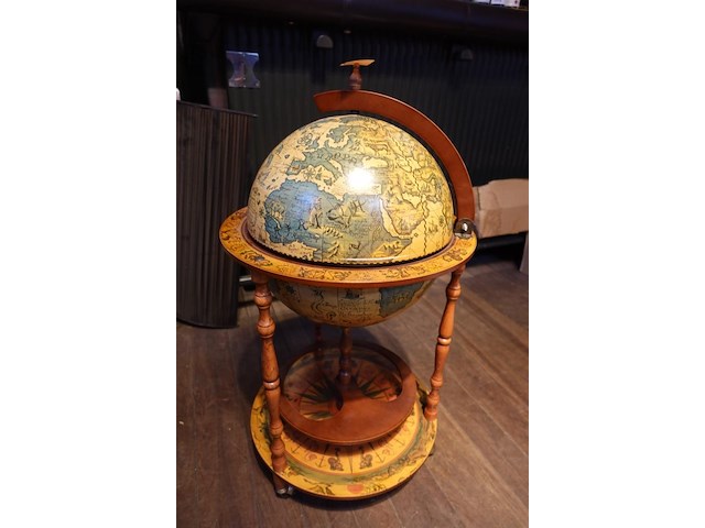 Bar globe - afbeelding 1 van  3