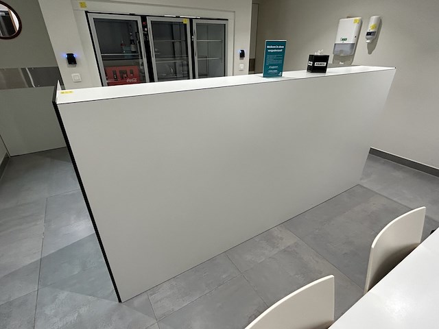 Bar-meubel in volkern met inox werkblad - afbeelding 5 van  6