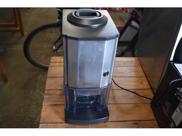 Bar up ice crusher 220v (12kg ice/uur) - afbeelding 5 van  7