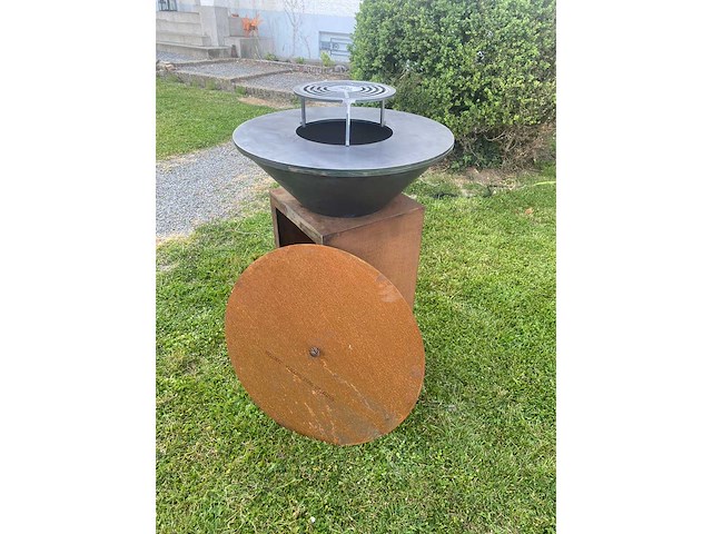 Barbecue handmade welden cortenstaal - afbeelding 2 van  6