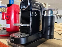 Barbecue picknick grill kooki traveller, zwarte magimix nespresso citiz & milk met melkopschuimer - afbeelding 3 van  5
