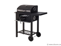Barbecue smoker