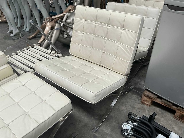 Barcelona chair (4x) - afbeelding 2 van  7