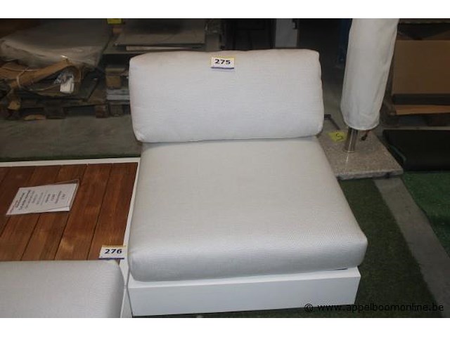 Bari frame 1-zit :kies je uitvoering: kleur aluminium wit mat | bari/fano/truro rugleuning: 'kies je uitvoering: kleur aluminium wit mat | zit en rugkussen large voor bari: - afbeelding 1 van  1