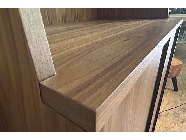 Barkast walnut - afbeelding 5 van  8