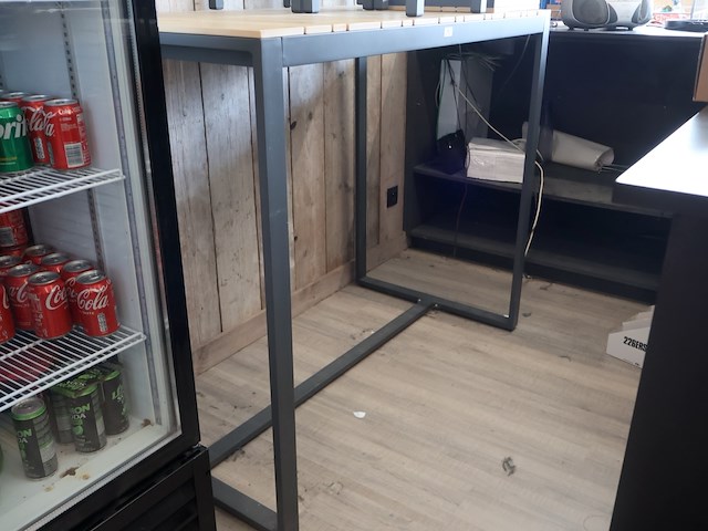 Barmeubel met 4 barkrukken - afbeelding 2 van  6