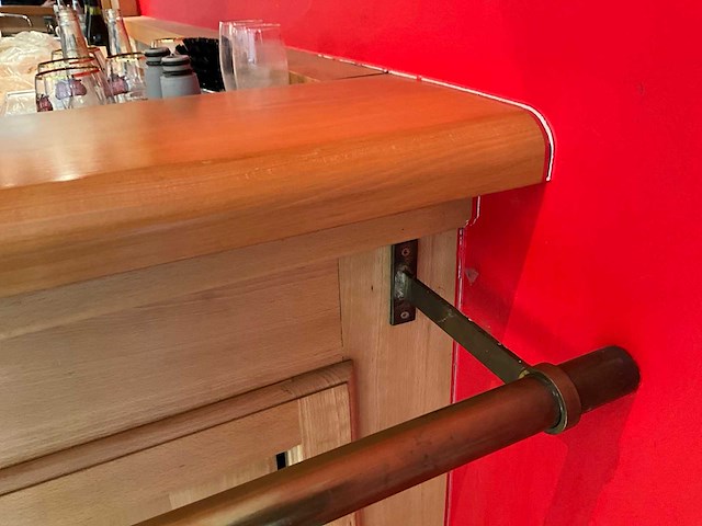 Barmeubel met tap en koeling - afbeelding 20 van  26