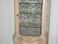 Barok/rococostijl , set van bank, stoelen en tafeltje - afbeelding 11 van  11