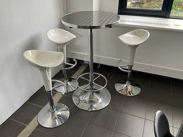 Bartafel + 4x barkruk - afbeelding 1 van  4