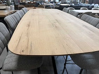 Bartafel met 8 krukken - afbeelding 2 van  2