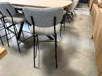 Bartafel met 8 krukken - afbeelding 5 van  5