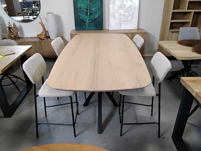 Bartafel met barkrukken - afbeelding 1 van  3