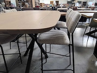 Bartafel met barkrukken - afbeelding 2 van  3