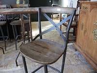 Bartafel met stoelen - afbeelding 8 van  9