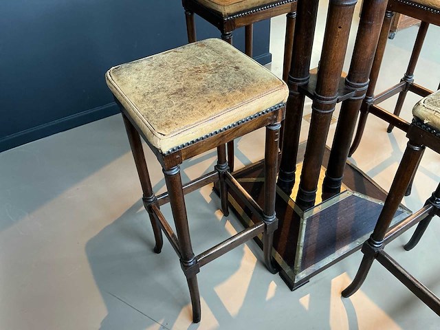 Bartafel - afbeelding 1 van  3