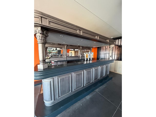 Bar/toog - afbeelding 13 van  14