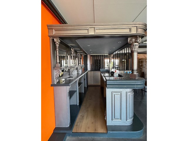 Bar/toog - afbeelding 7 van  14
