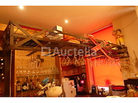 Bartoonbank met plank - afbeelding 6 van  6