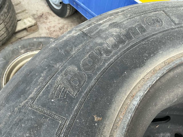 Barum - continental - michelin vrachtwagenband oplegger (6x) - afbeelding 9 van  15