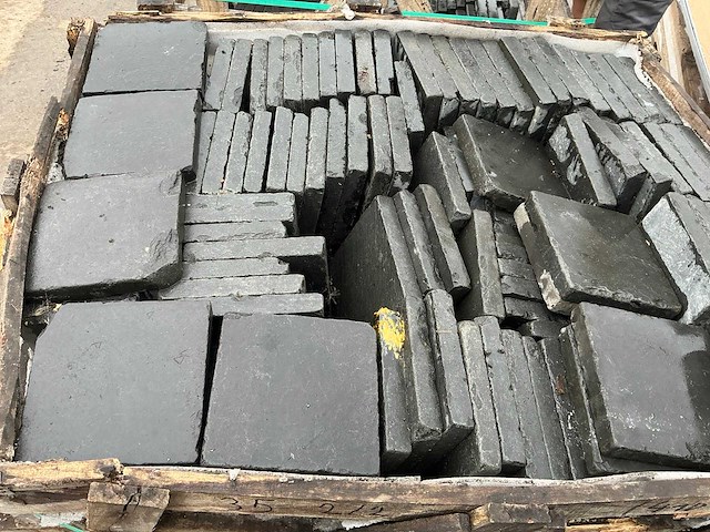 Basalt cobbles all sid, honend and vibrated natuursteen tuintegel ca. 22,48m2 - afbeelding 2 van  4